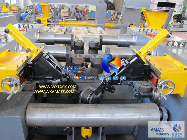 HB1500高速半自动焊接H型钢生产线