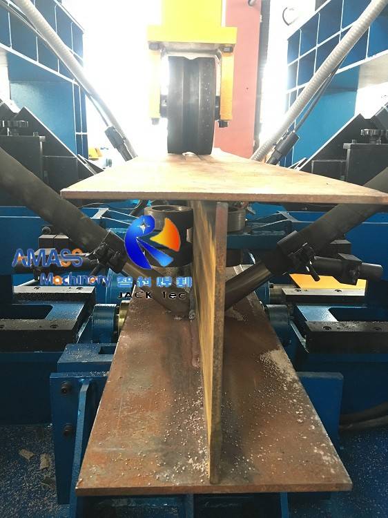 13 H Beam Fabrication Machine 6.jpg